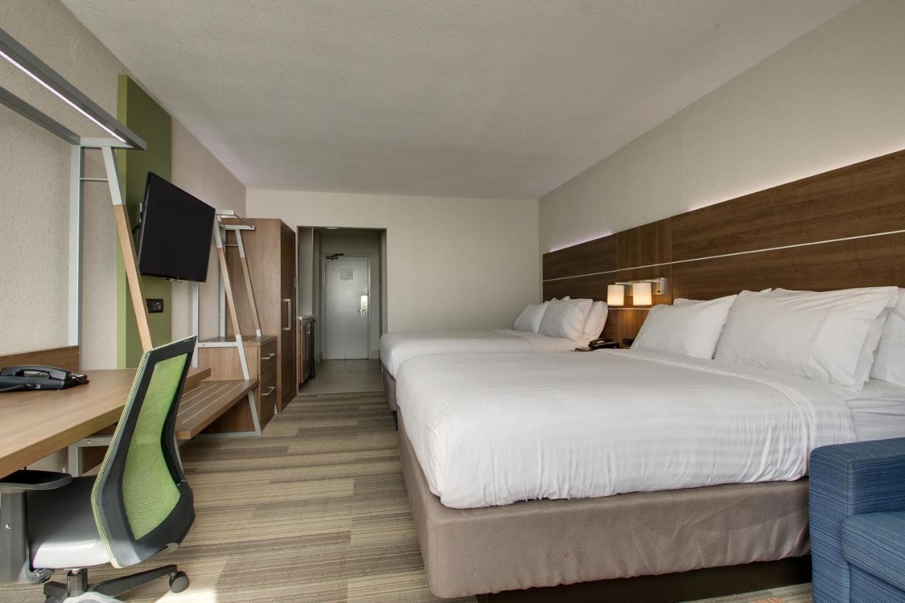 Holiday Inn Express & Suites Wapakoneta By Ihg Exterior photo