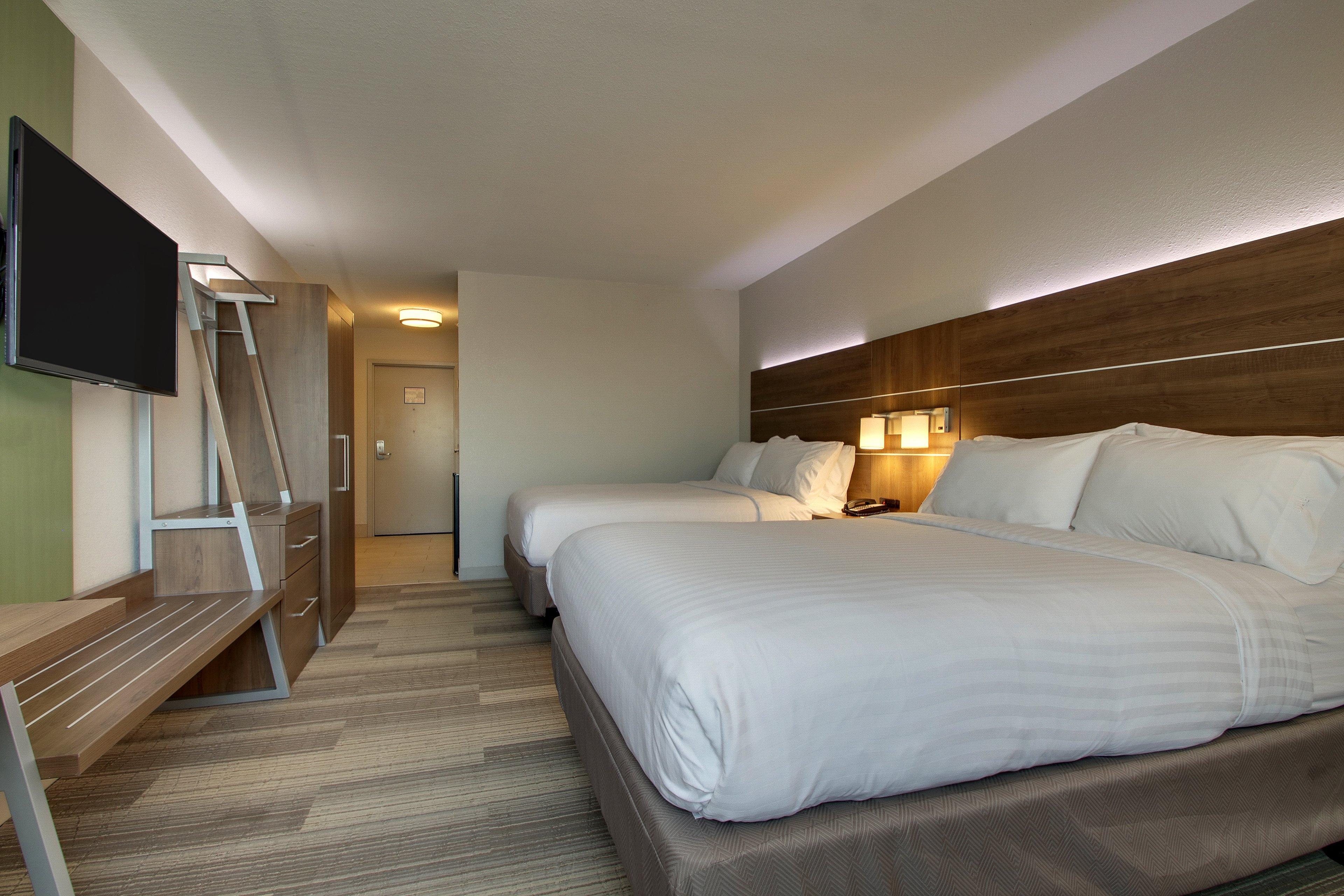 Holiday Inn Express & Suites Wapakoneta By Ihg Exterior photo