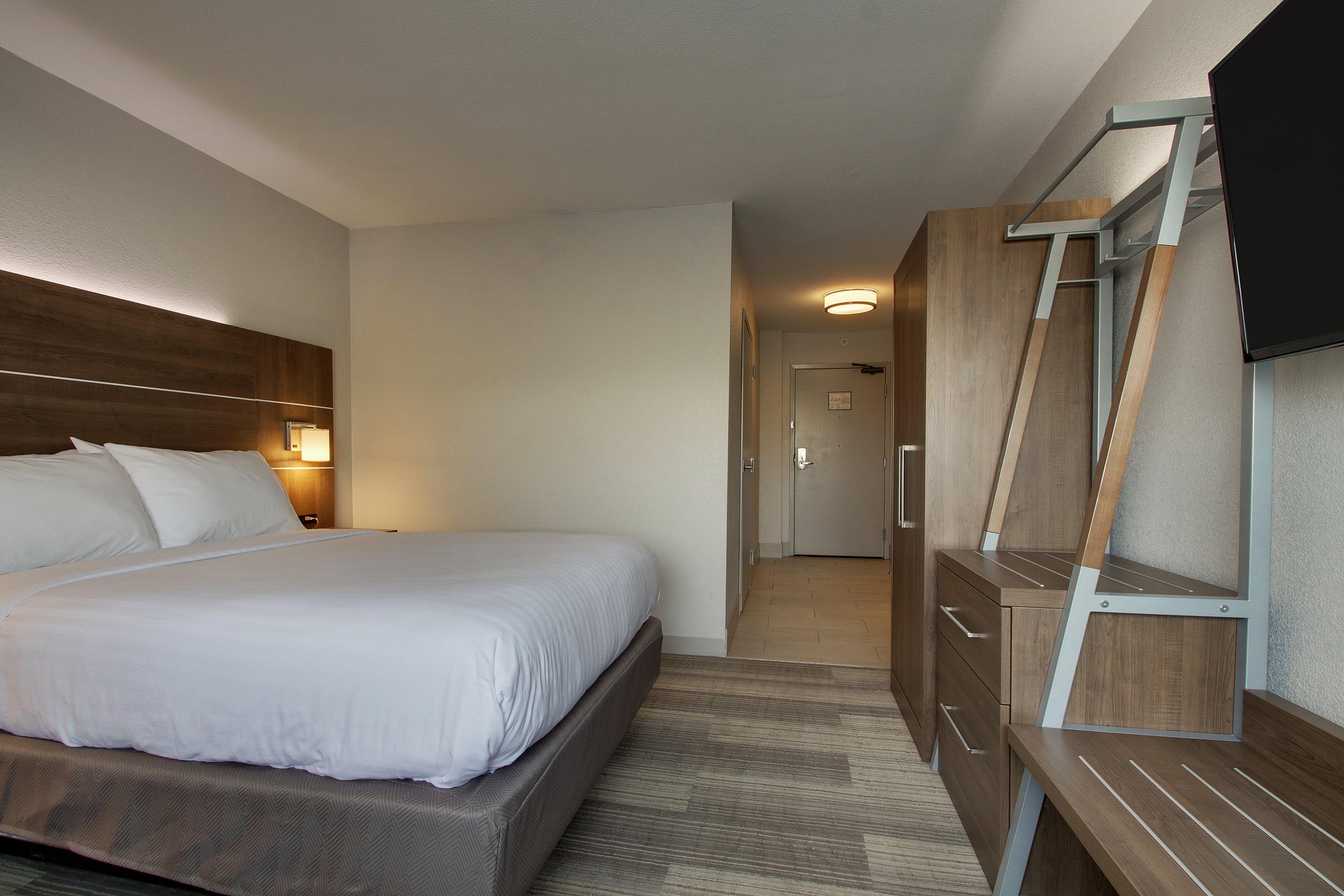 Holiday Inn Express & Suites Wapakoneta By Ihg Exterior photo