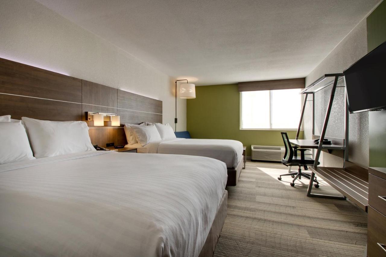 Holiday Inn Express & Suites Wapakoneta By Ihg Exterior photo