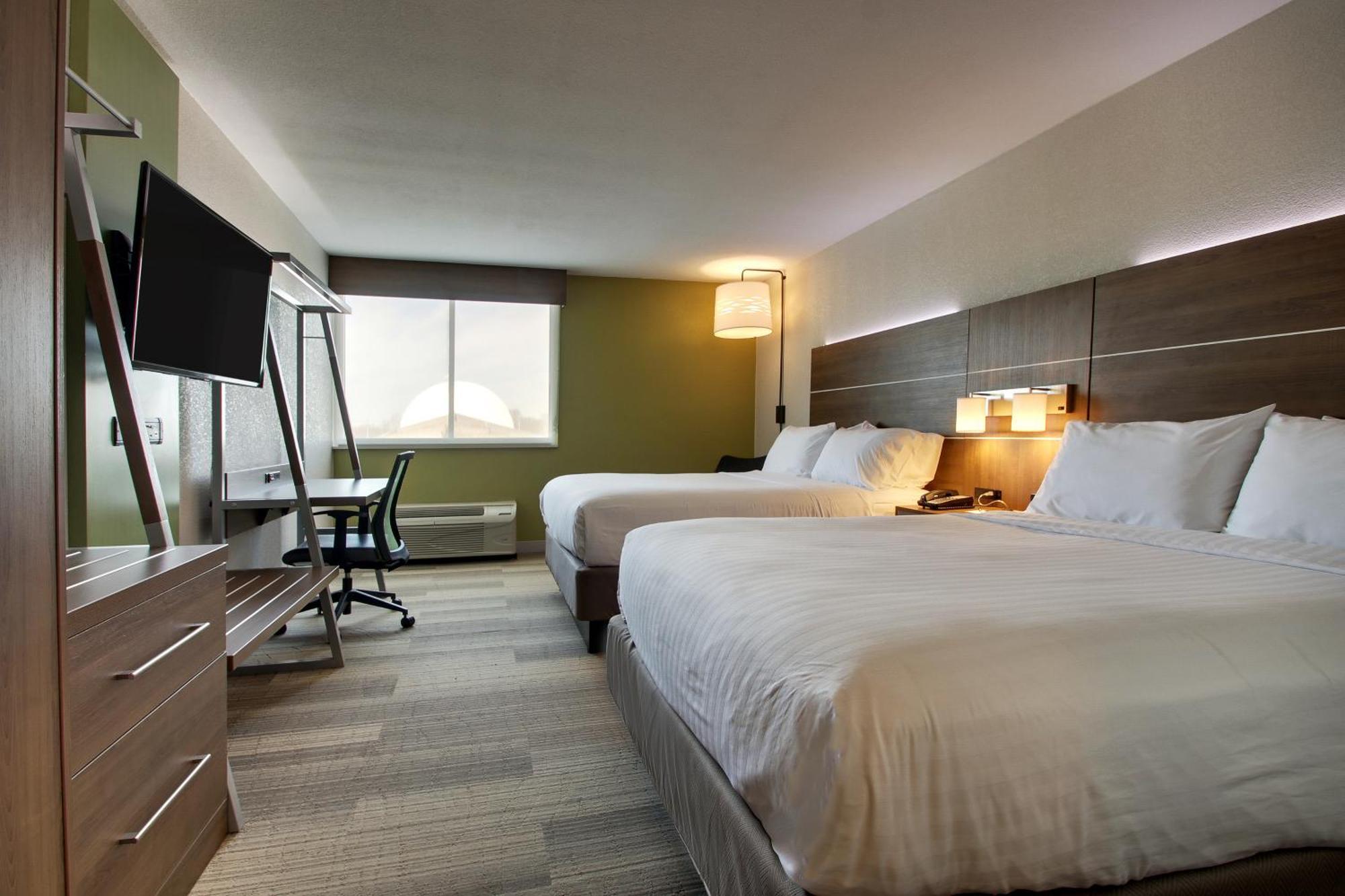 Holiday Inn Express & Suites Wapakoneta By Ihg Exterior photo
